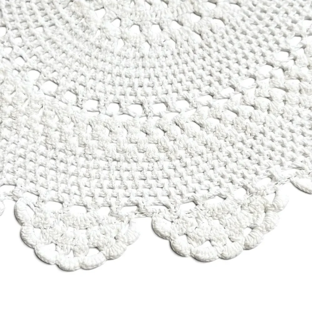 White Crochet Doilies Vtg Pair Round Lace 9.5
